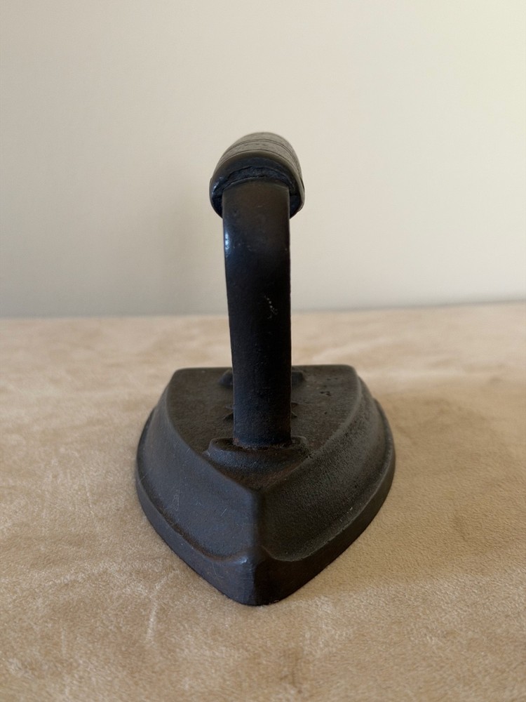 Antique Cast Sad Iron Flat Iron Star #4