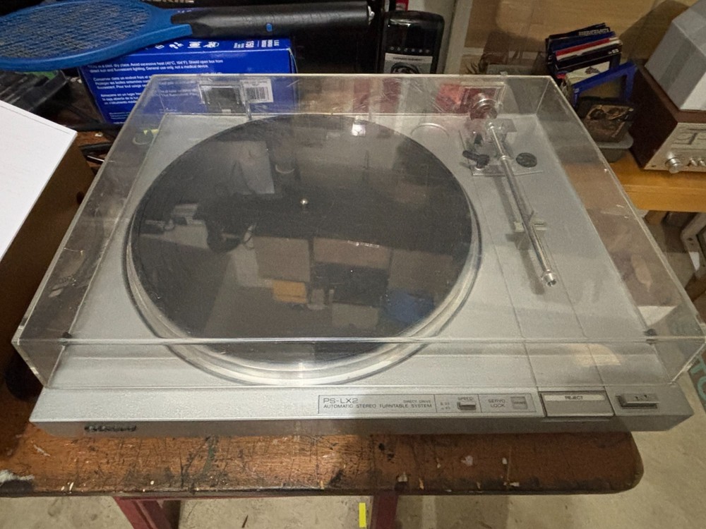 Vintage Sony PS-LX2 Turntable - Missing Headshell - Powers on