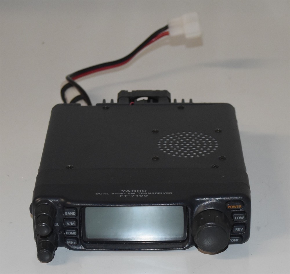 YAESU FT-7100M VHF UHF TRANSCEIVER!!