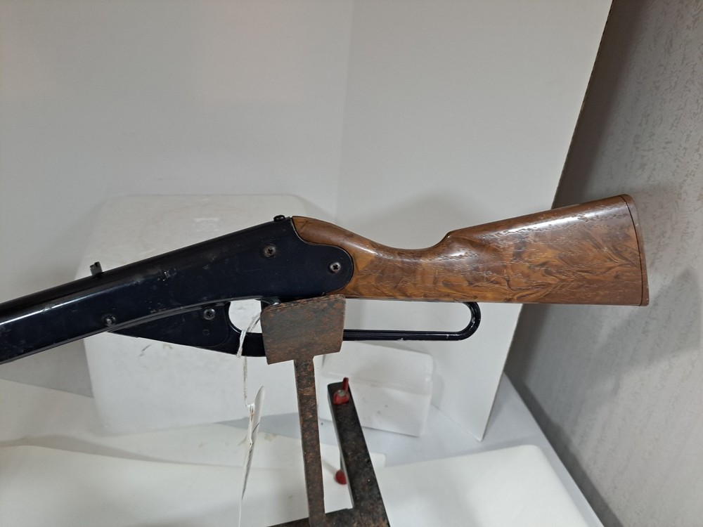 DAISY MODEL 1105 BB GUN ROGERS AR,