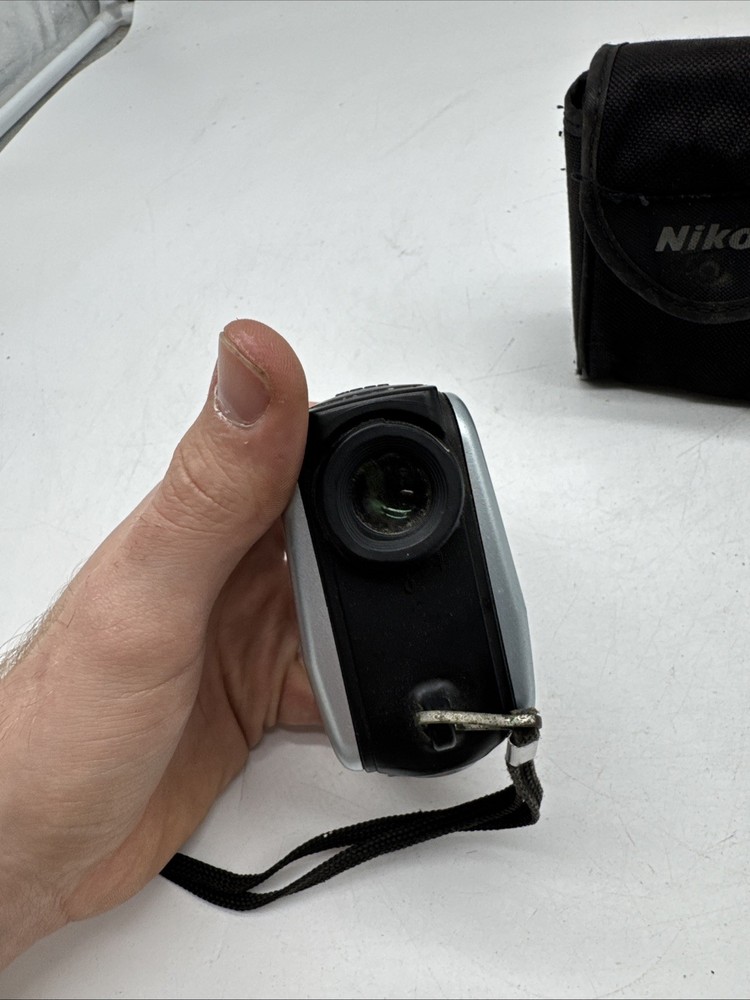 Nikon Laser 500. 13