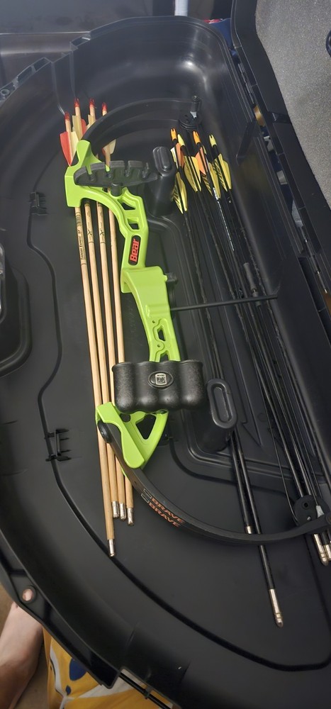 Bear Archery Royale Youth Compound Bow