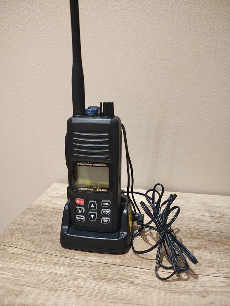 Standard Horizon HX400