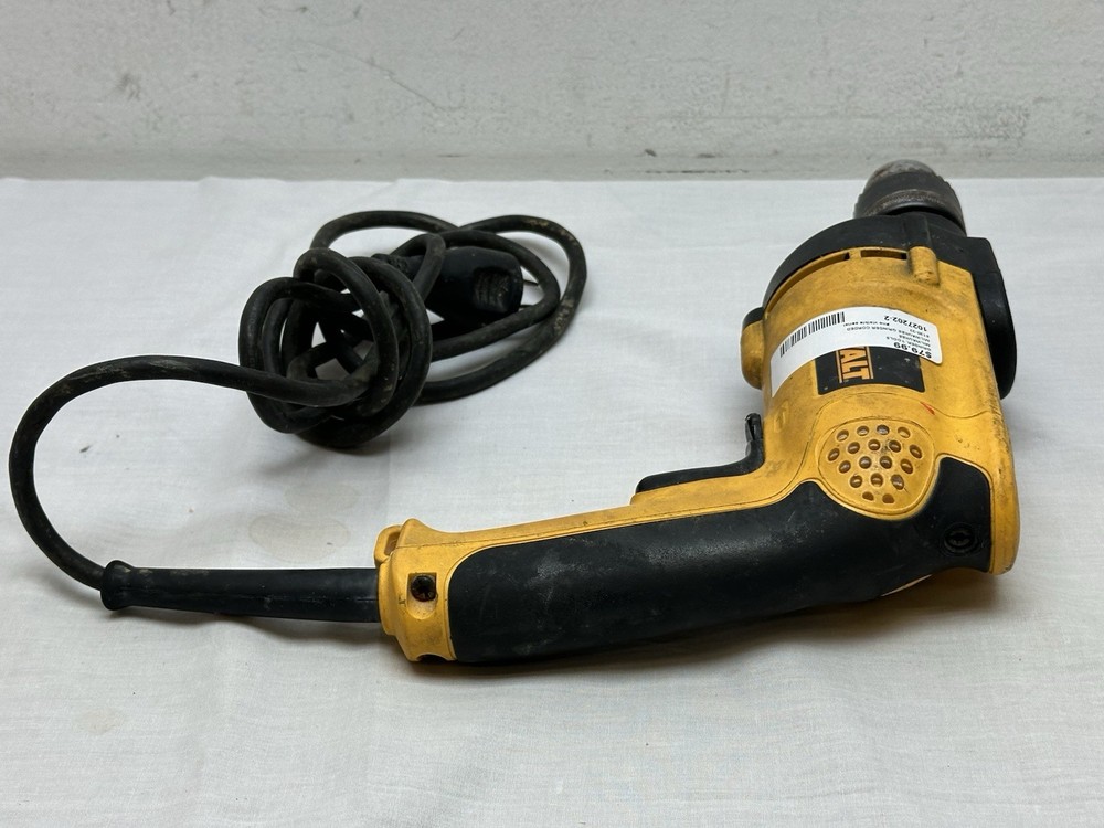 DEWALT DW511 VSR Hammer drill