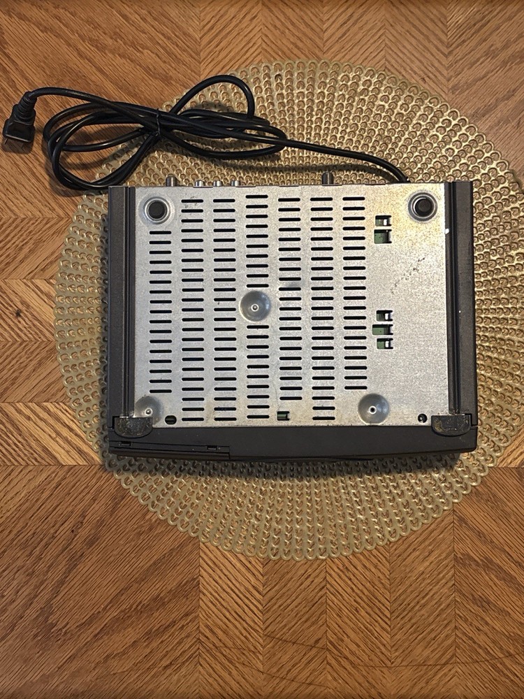 Hughes DIRECTV Receiver HIRD-E1 Silver Edition w/ Remote - TESTED & WORKING