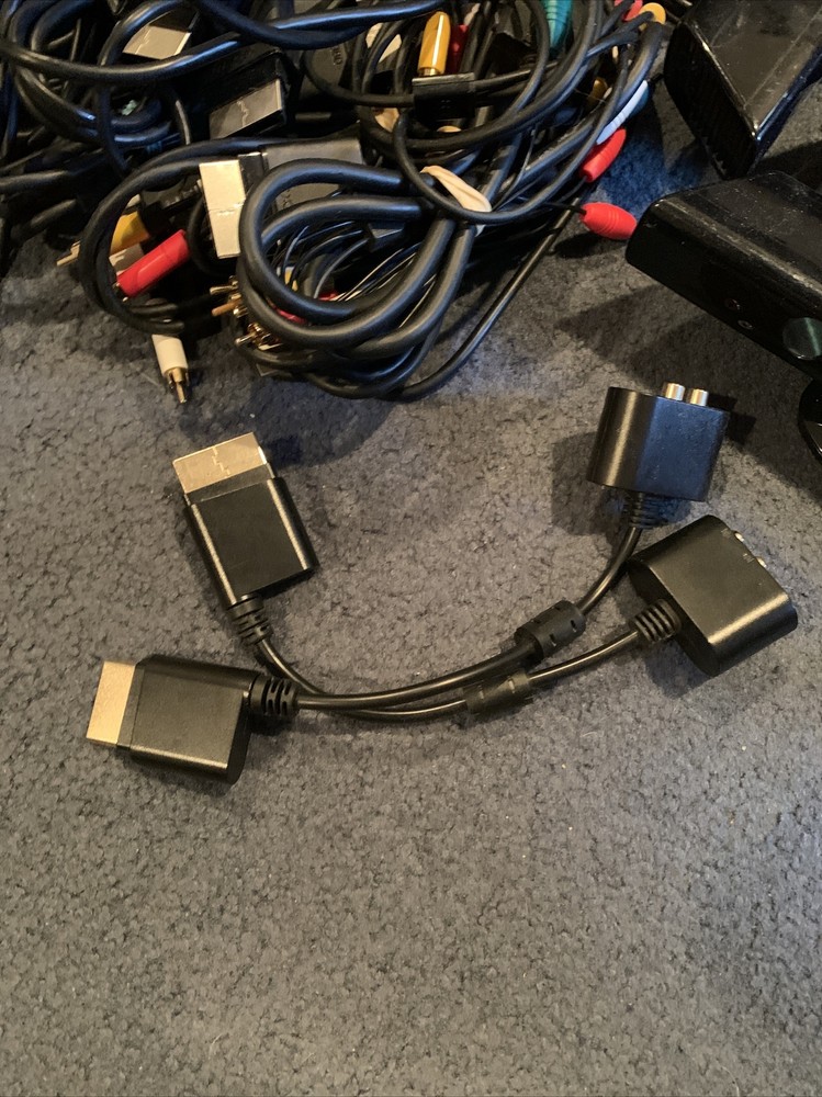6 Xbox 360 Kinect Sensor Bars, 25 AV Cables Untested