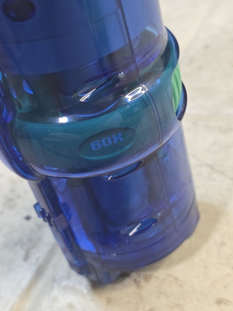 Intel Play QX3 Computer Microscope - No Base No CD No Manual