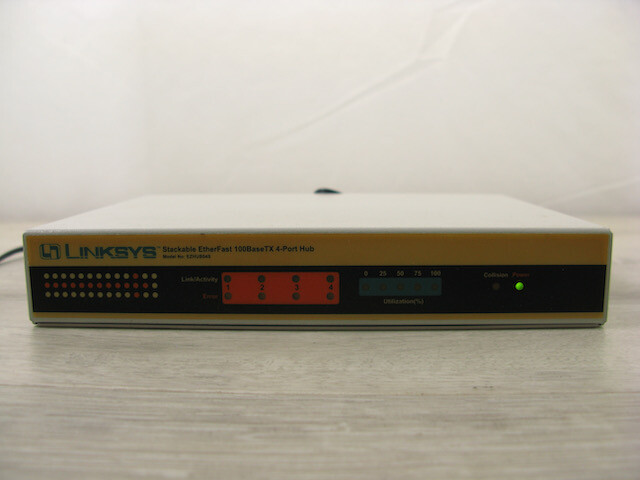 Linksys Stackable Etherfast 100BaseTX 4-Port Hub EZHUB04S
