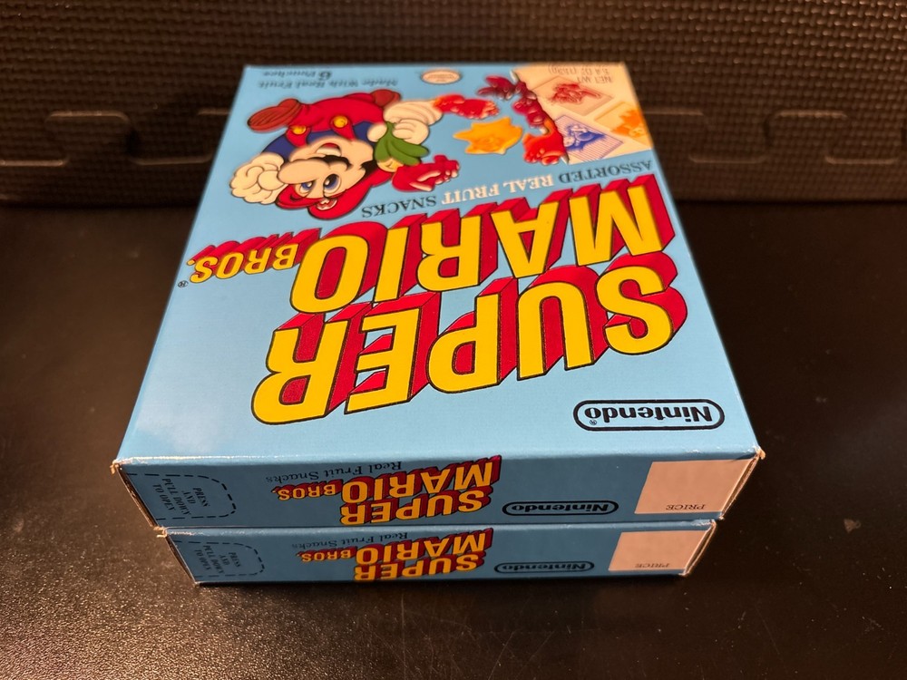 Super Mario Bros fruit snacks - 2 empty custom design display boxes