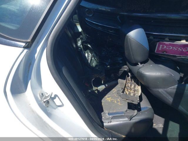 200 2015 Glove Box 4729175