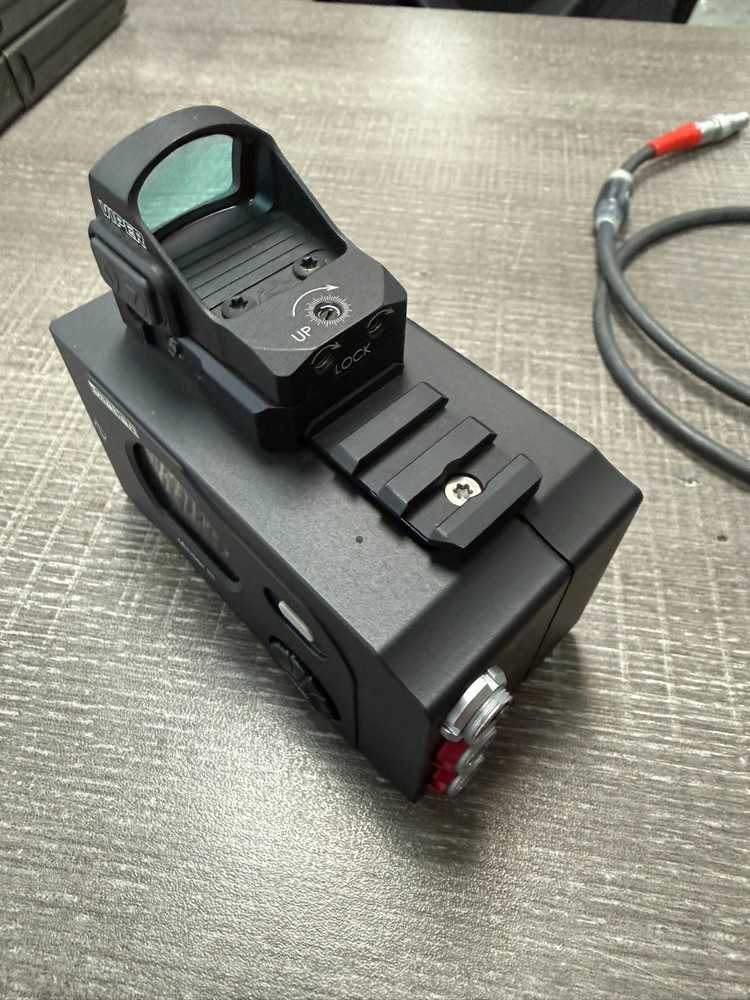 ARRI, Cmotion Cfinder III & Cdistance, cable, mount and Red Dot sight.