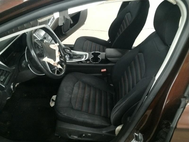 FUSION 2015 High Mounted Stop Light 104669320