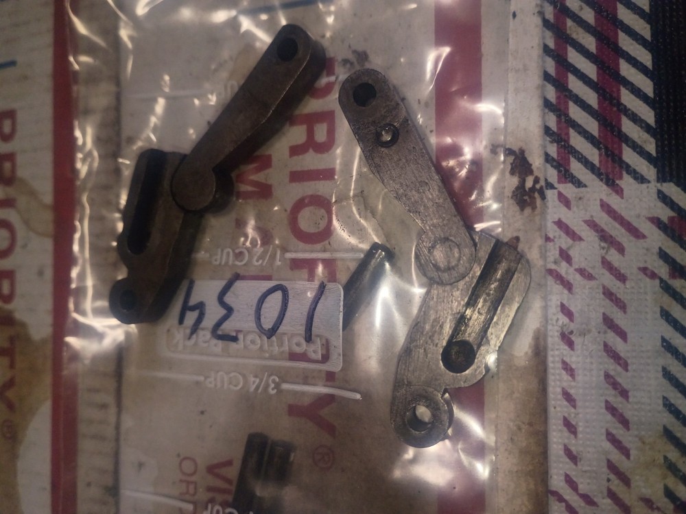 1873 Winchester Toggles