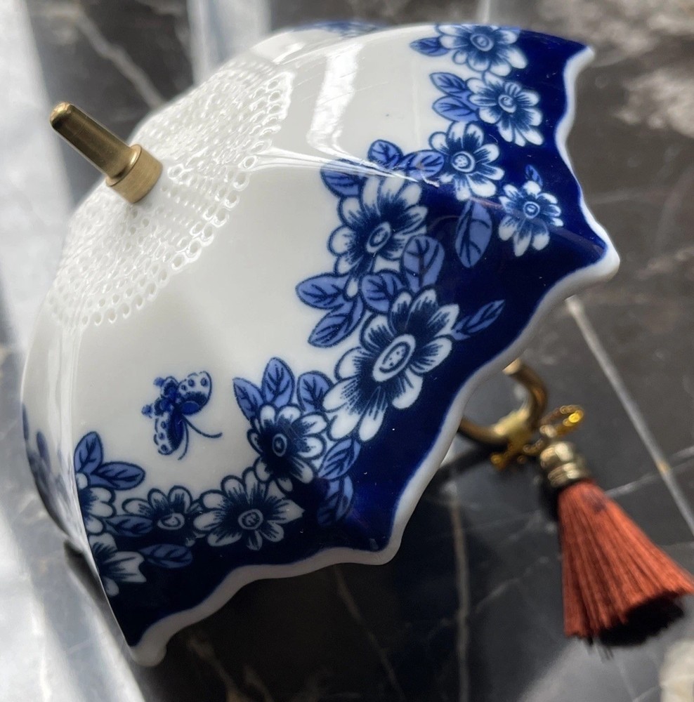 Porcelain Blue and White Tea Strainer Umbrella-Shape Tea ware/Tea Table Decor