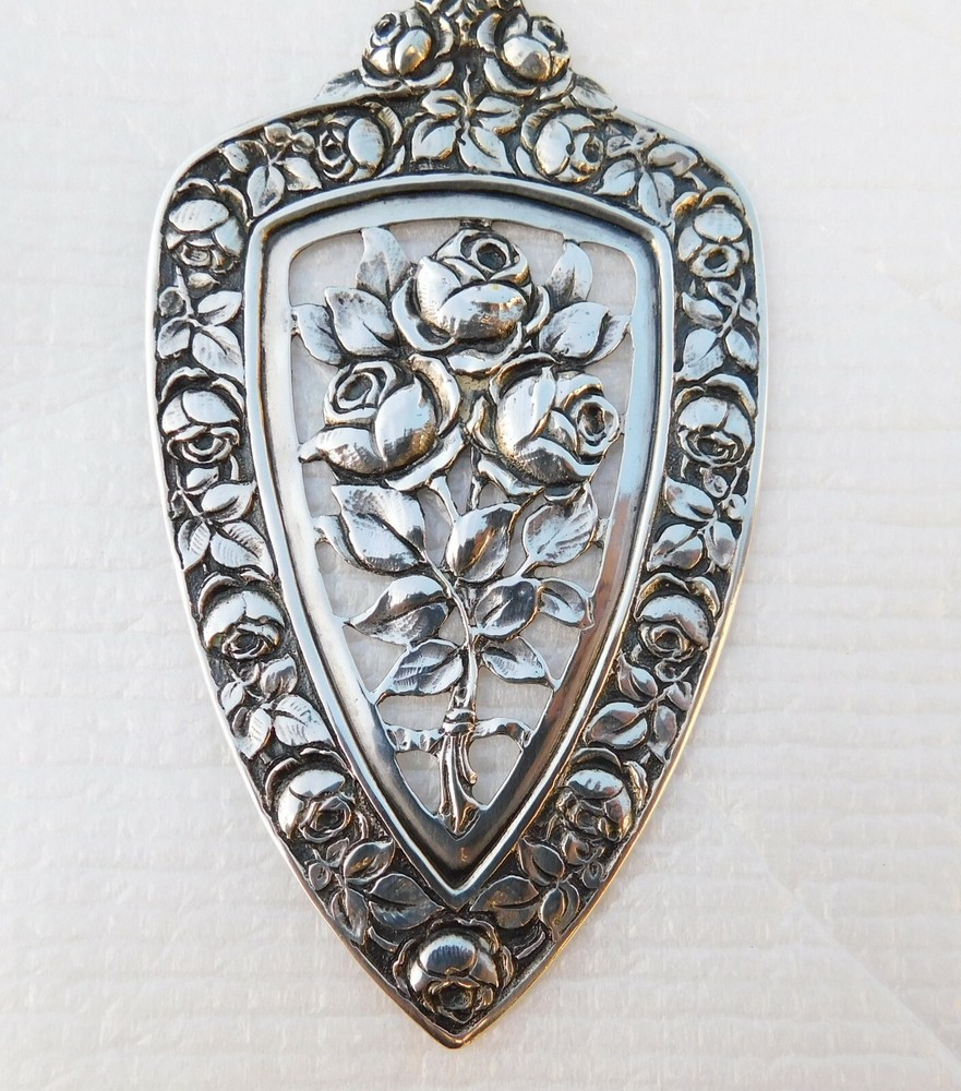 RARE SERVING CAKE SERVER 800 SILVER NOT SPOON CARVING WITH ROSES