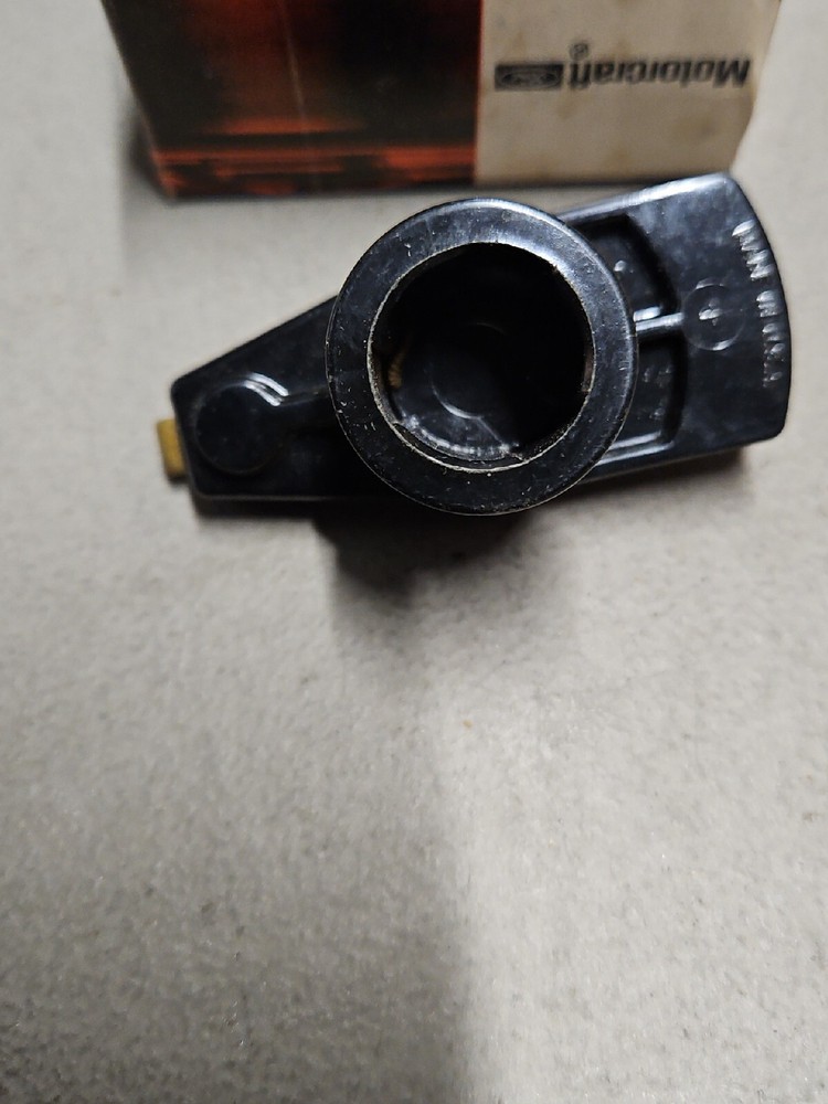 NOS MOTORCRAFT DRC-303 DISTRIBUTOR/IGNITION ROTOR