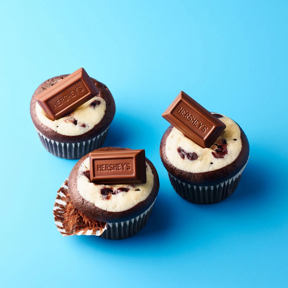 Hershey's Miniatures Assorted Chocolate Candy, Share Pack 10.4 oz