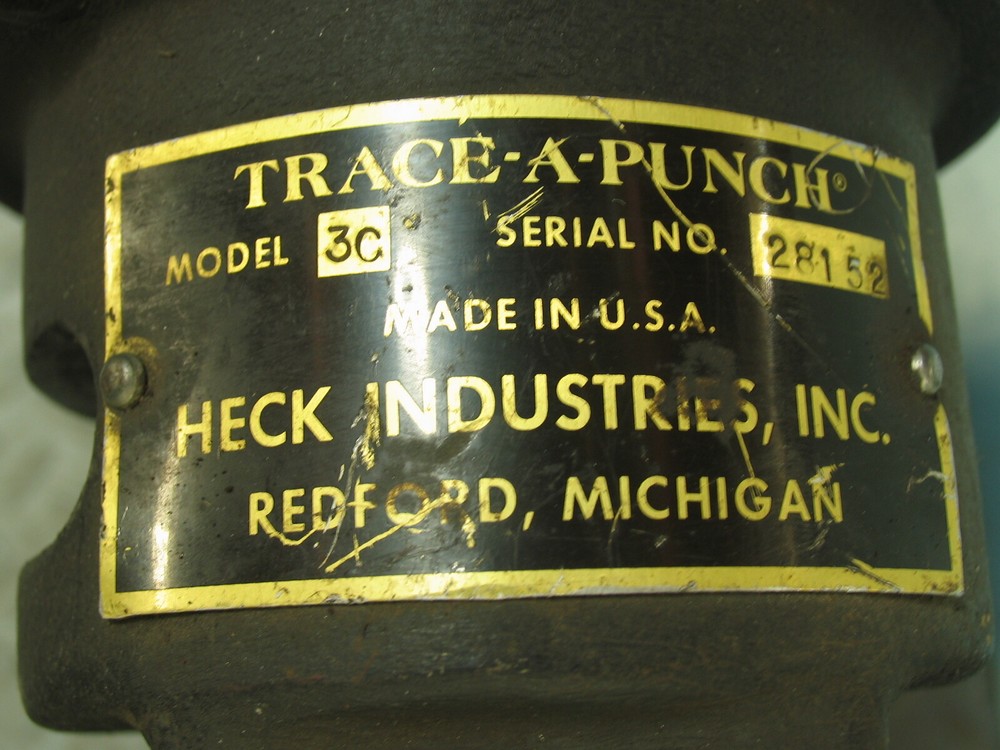 HECK Trace-A Punch (Model 3C) Black