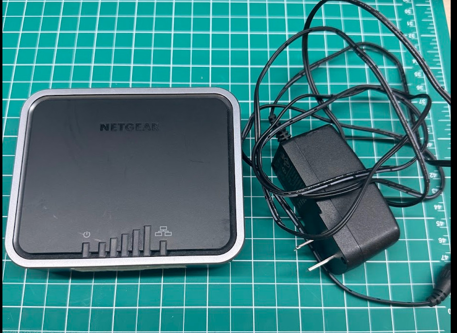 Netgear LB1120 4G LTE Cellular Wireless Modem