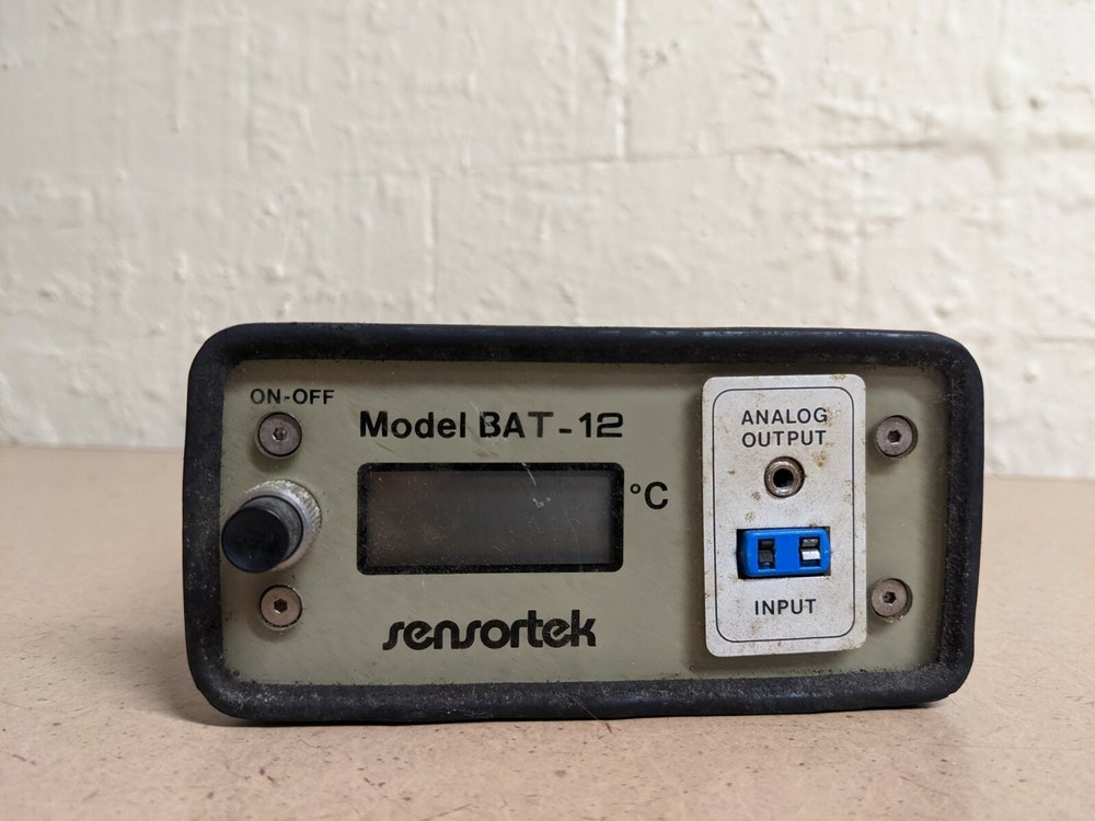 Sensortek Model BAT-12 Microprobe Thermometer (FOR PARTS)
