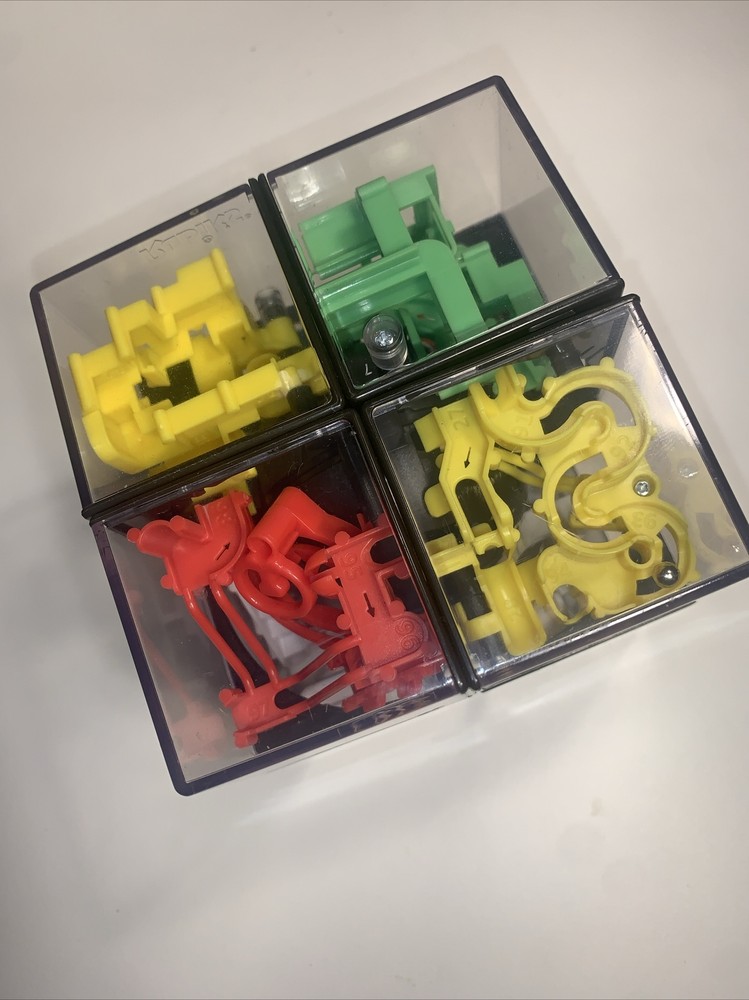 Spinning Marble Puzzle: Cube Challenging Game (Pre-owned) Great Condition