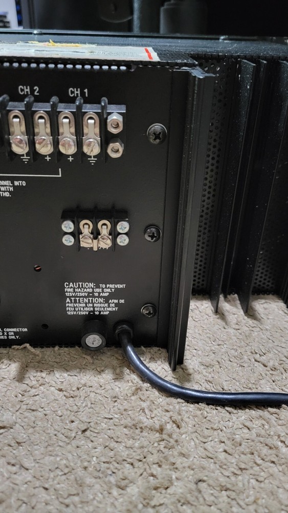 Crown PS400 2 Channel Power Amplifier