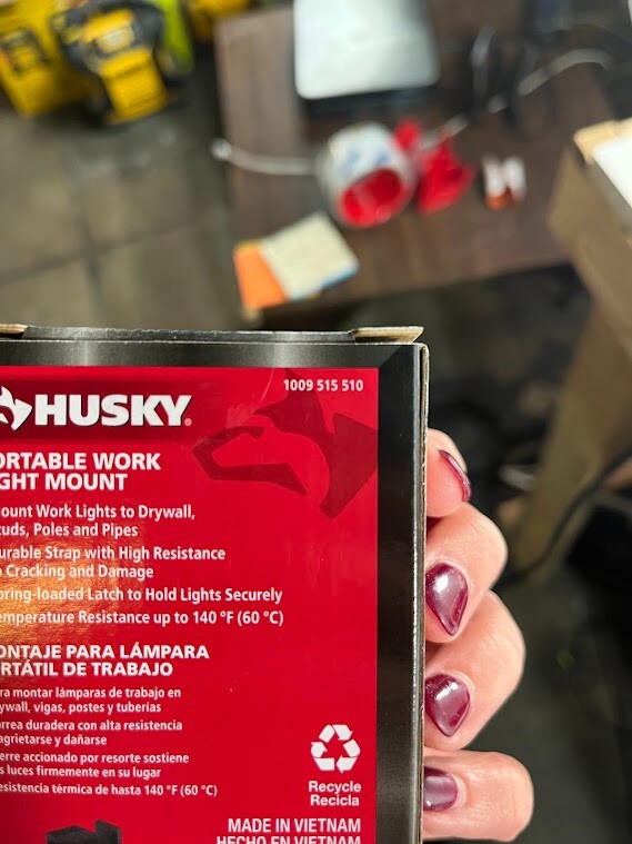 Husky Portable Work Light Mount with Strap K9028