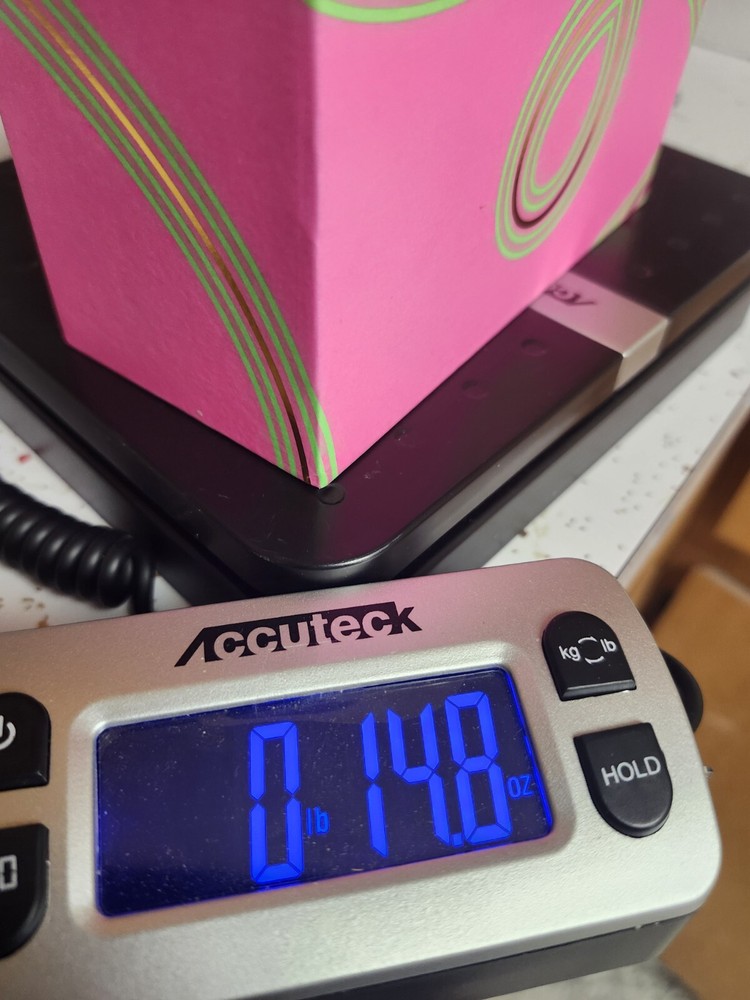 Drunk Elephant Glisten Up Speaker Model A9 - 1.0 A