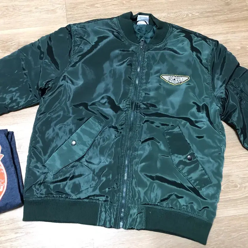 Top Gun Maverick Official Goods Package