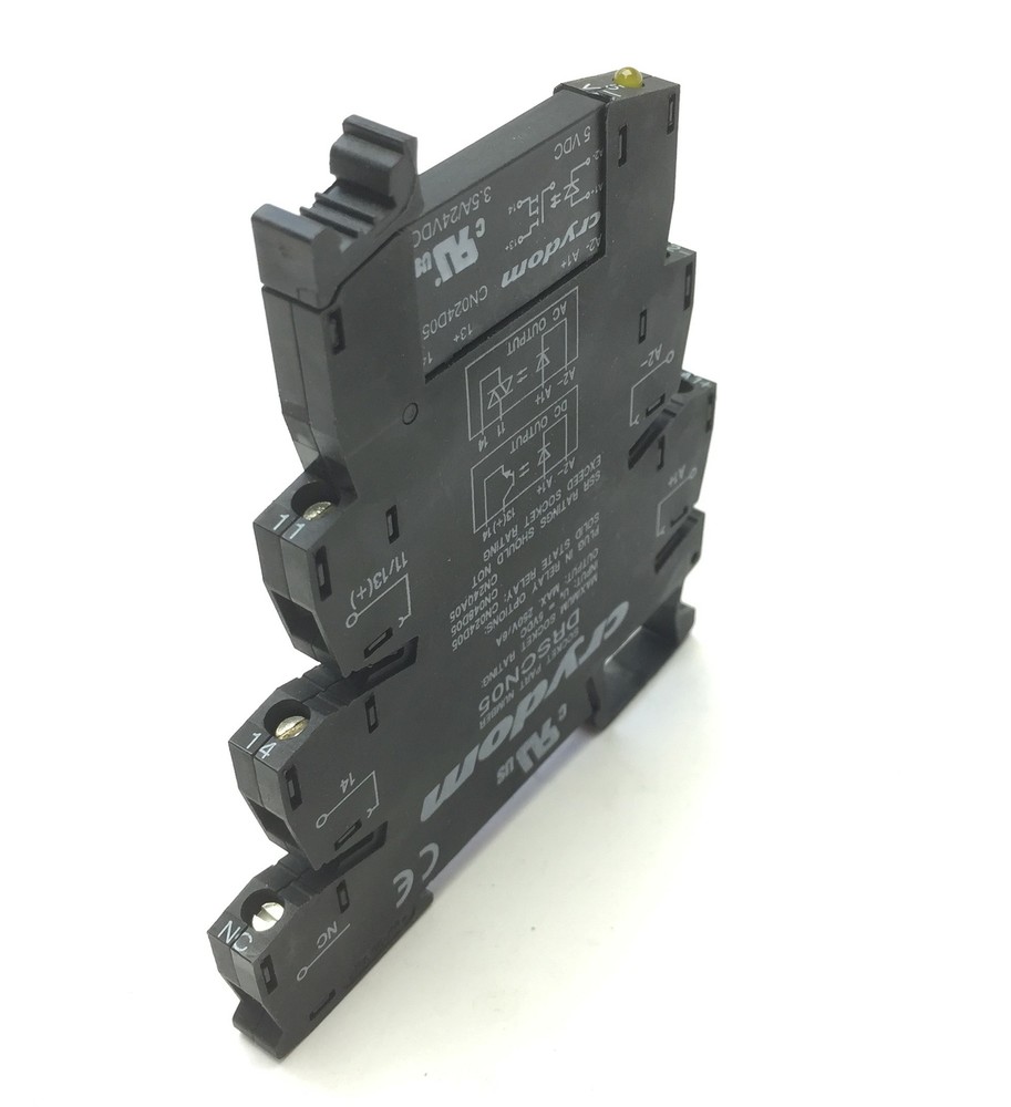 Crydom DRSCN05 Socket w/ CN024D05 Plug-In SSR Solid State Relay Control: 5VDC