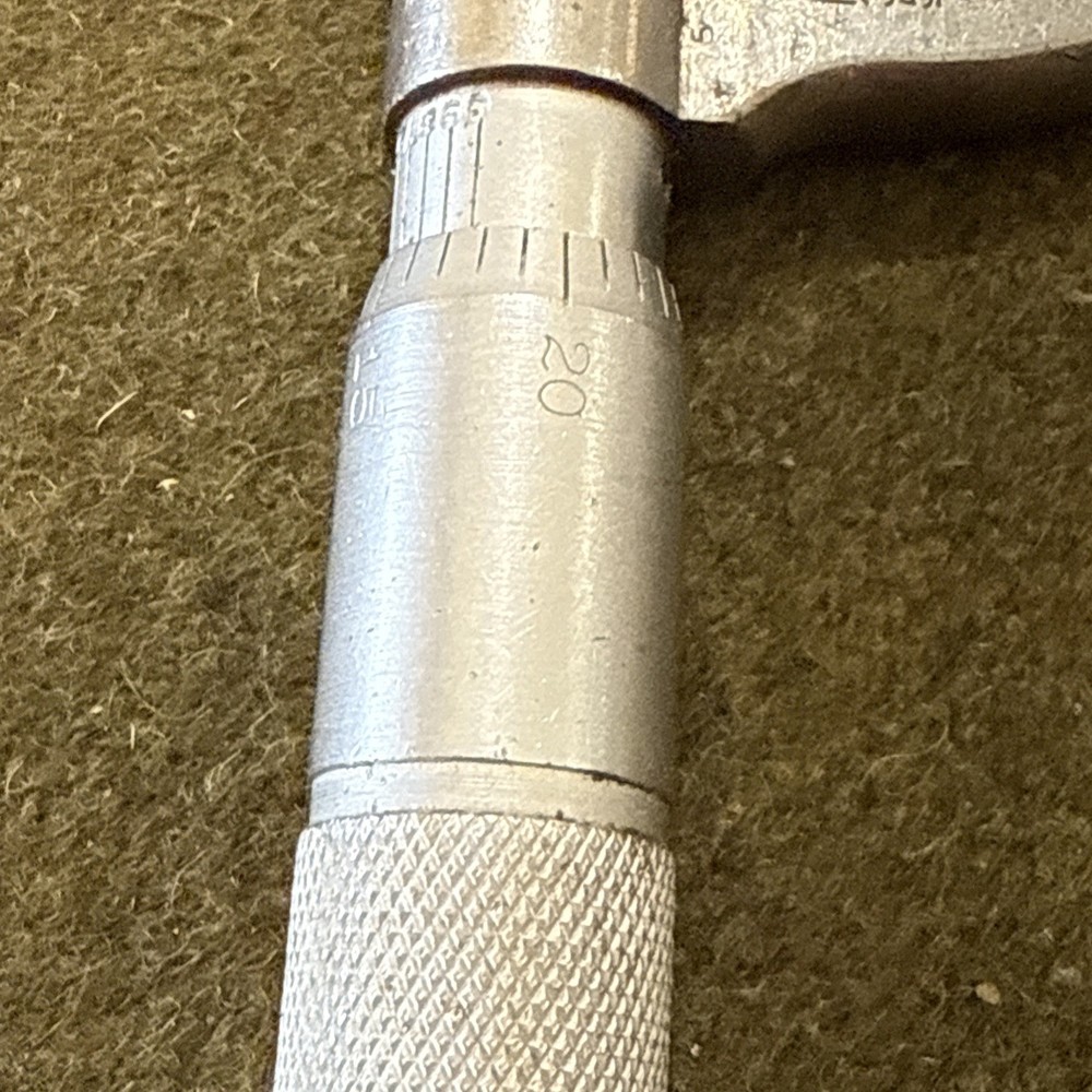 English Made Moore & Wright 0-1" Micrometer w/ Case Vintage