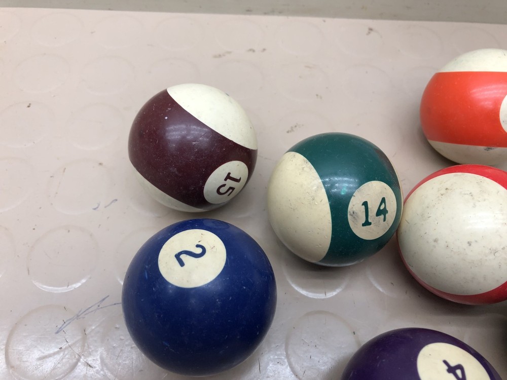 Vintage Pool Billiard Balls - B1