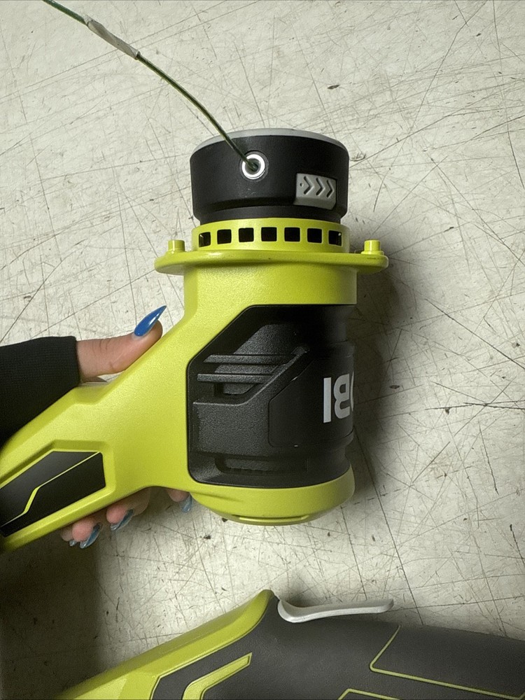 Open Box RYOBI 13" 18V String Trimmer P20015VNM