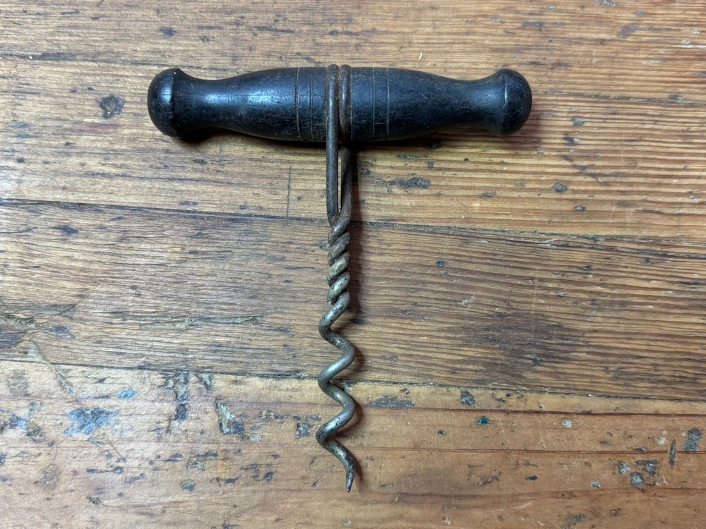 ANTIQUE VICTORIAN CORKSCREW STRAIGHT PULL