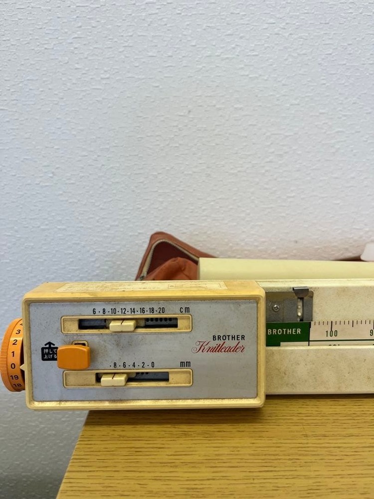 BROTHER Knitleader Knitting Machine