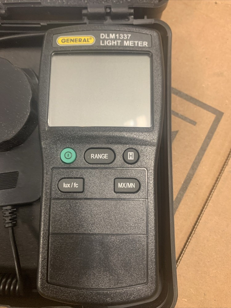 General Tools DLM1337 Jumbo Display Digital Light Meter - Wide Range