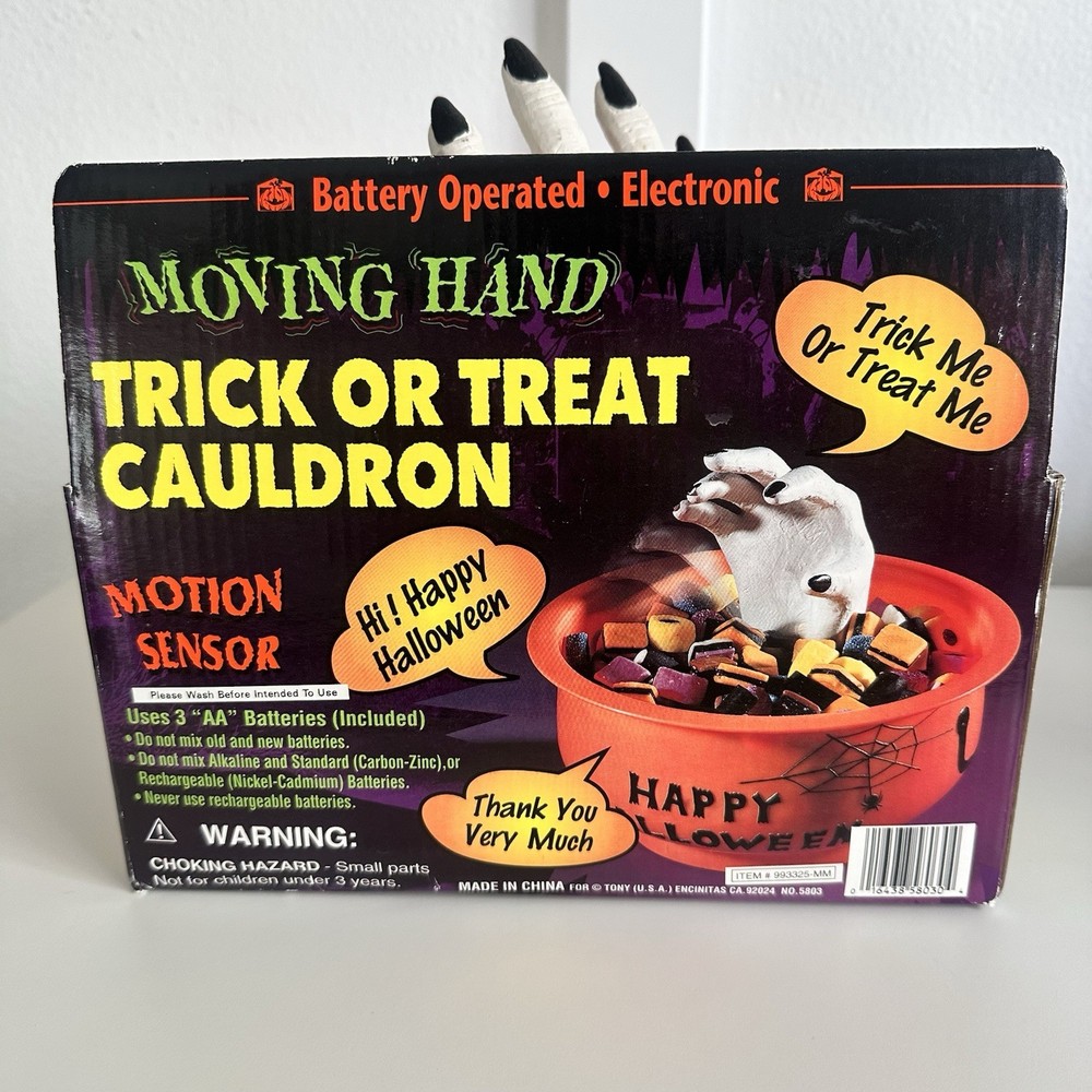 READ! Motion Activated Talking Halloween CANDY BOWL CAULDRON Hand Does Not Work!