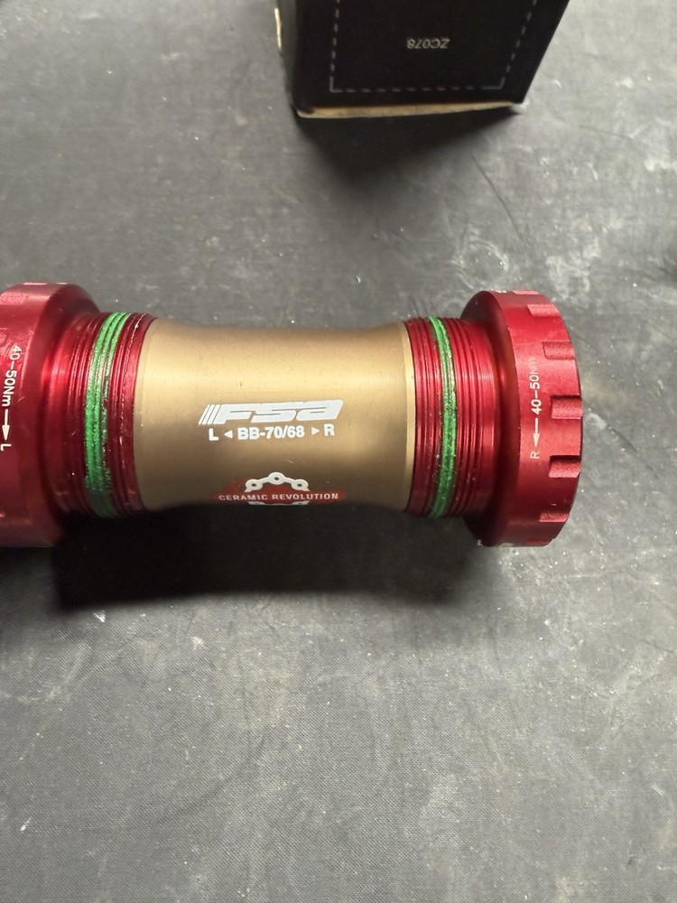 FSA Bottom Bracket, Ceramic Bearings English Threads
