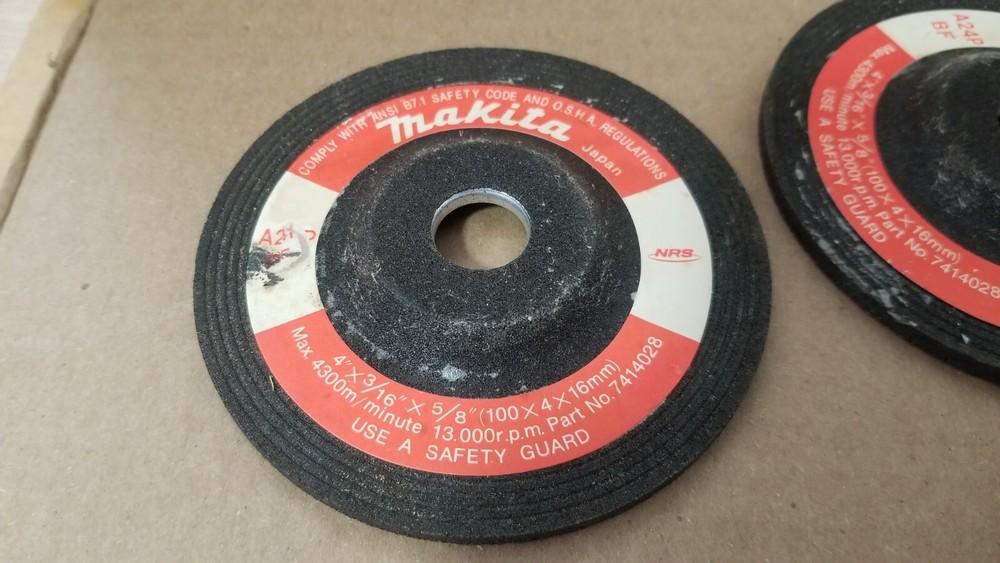 5PC Makita A24P-BF Grinding Wheels , VGC
