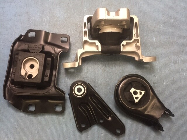 Complete Hydraulic Motor & Manual Trans Mount 4PCS Set for 2004-2009 Mazda 3