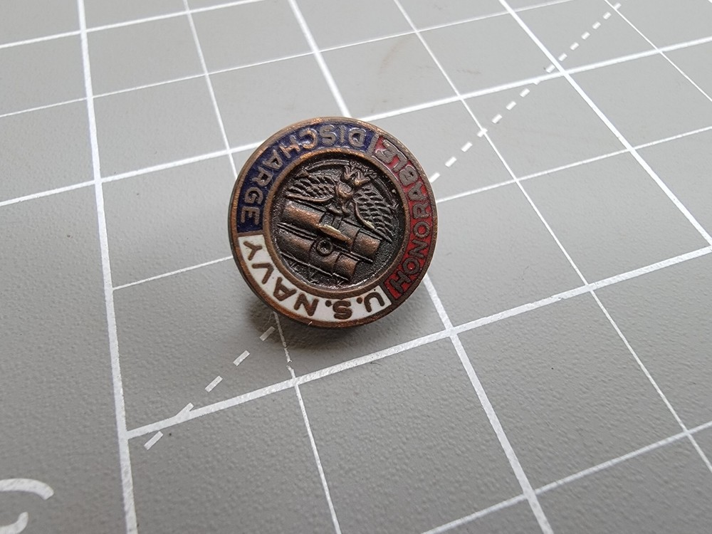 Lapel US Navy Honorable Discharge Pin Back Hat Decoration Small