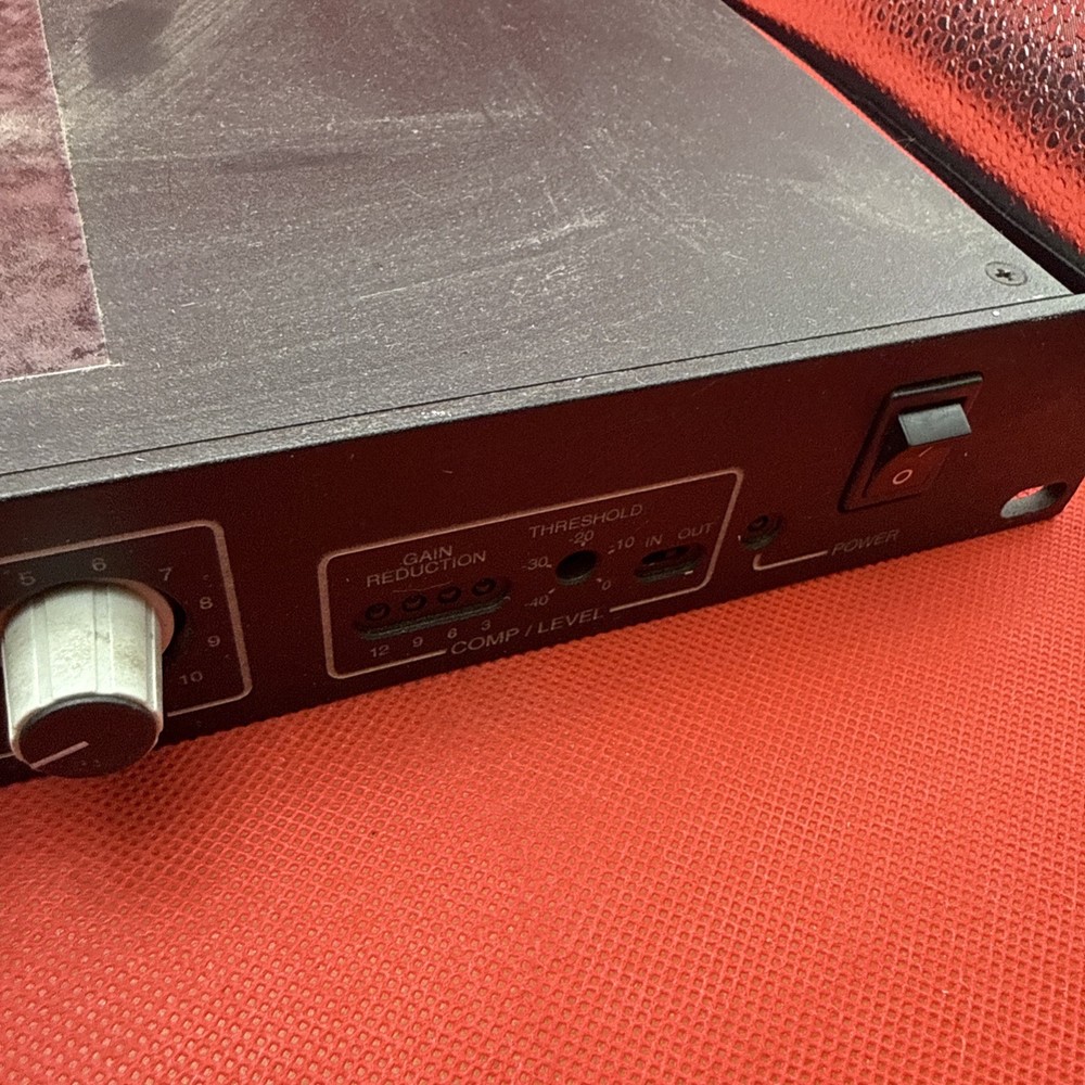 Lectrosonics AM8 Automatic Microphone Mixer. No power supply