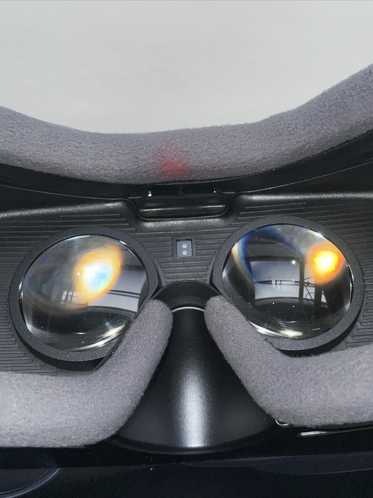 Samsung SMR324 Gear VR with Controller Black Used