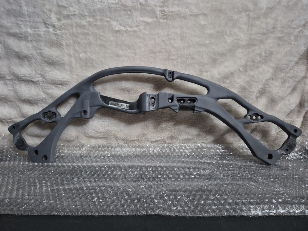 Hoyt RX-8 Compound Bow Riser Carbon Frame AR007 Right Hand Blank