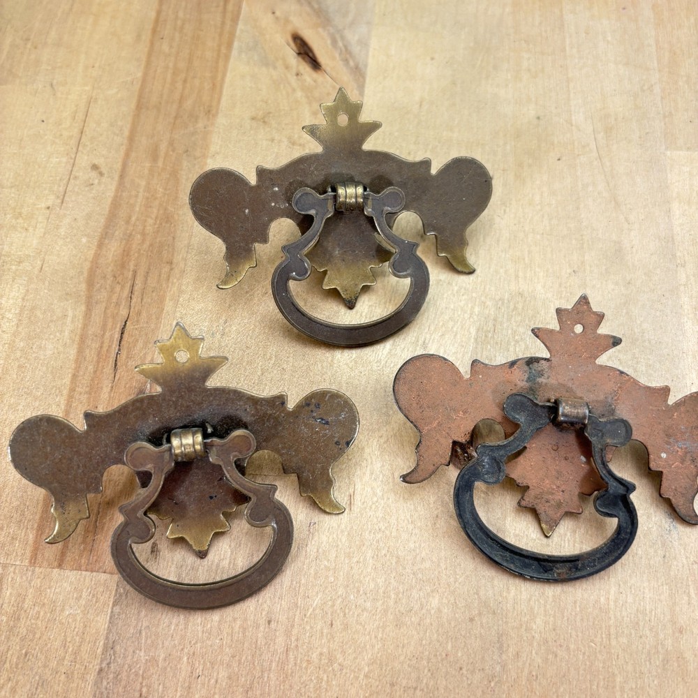 Lot 5 Chippendale Style Swinging Batwing Pulls