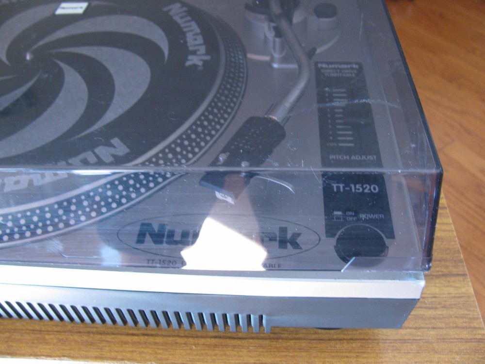 Numark TT-1520 Direct Drive Turntable Cover Broken Tested Working Condition