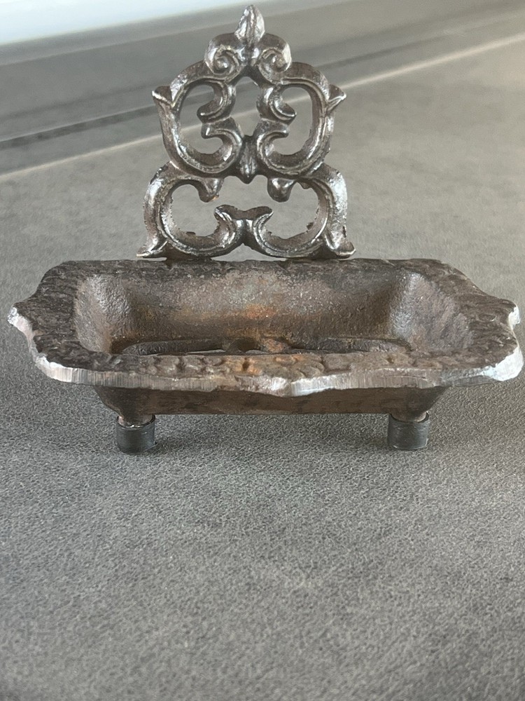 Cast Iron Soap Dish - Selling How Found