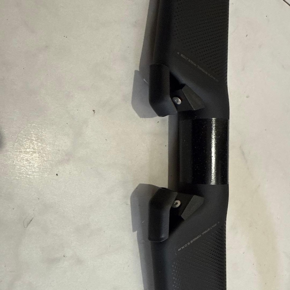 Aero Fly 2 Wind Carbon Aero Handle Black Drop Handle