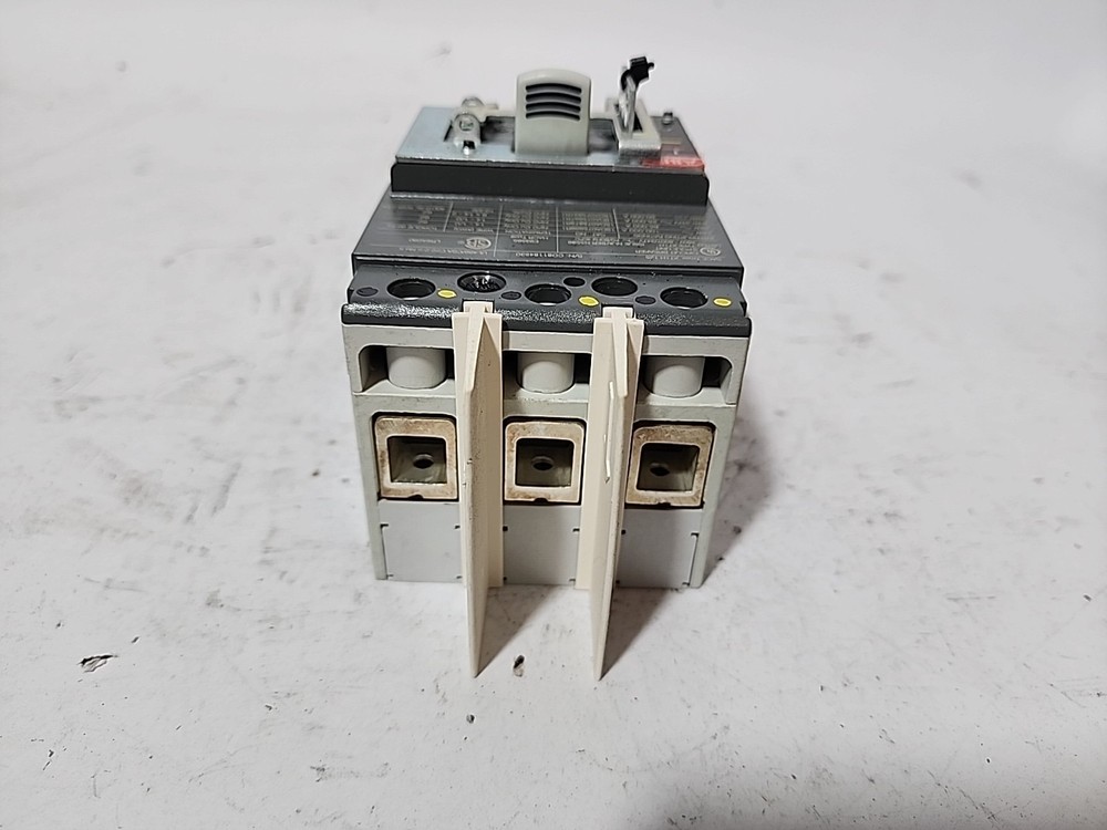 ABB SACE TMAX XT1H 125 3P 70A 690v
