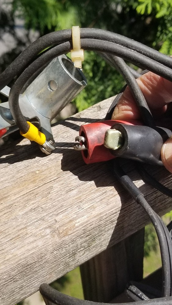 MILTON VINTAGE AUTO / CAR ENGINE ANYLIZER TESTER